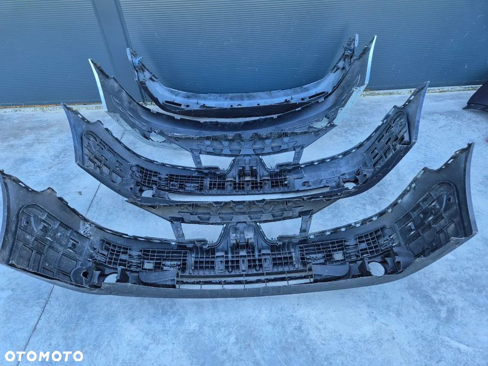 ZDERZAK PRZÓD TYŁ LAGUNA I - 39