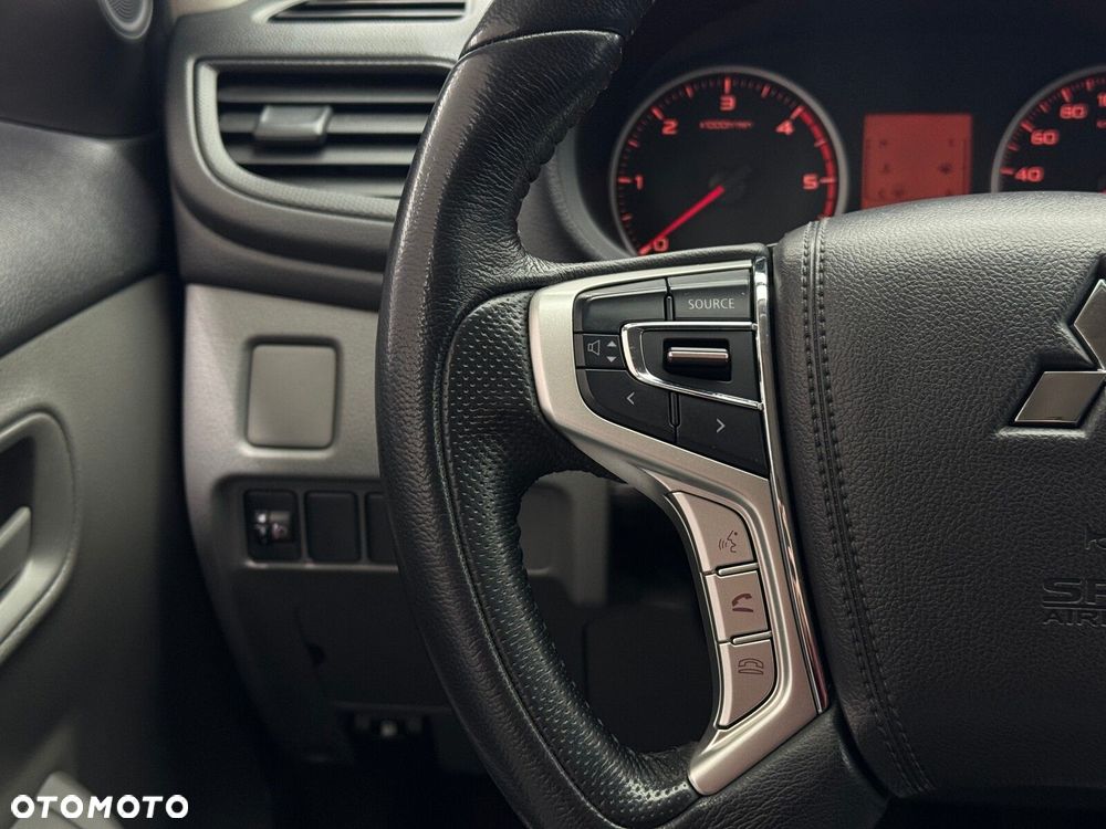 Mitsubishi L200 2.4 d DC Invite EU6 - 22