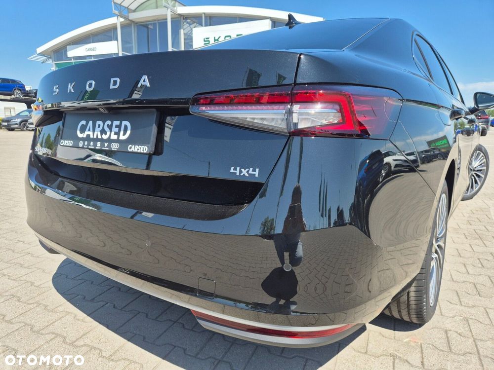Skoda Superb 2.0 TDI SCR 4x4 L&K DSG - 10