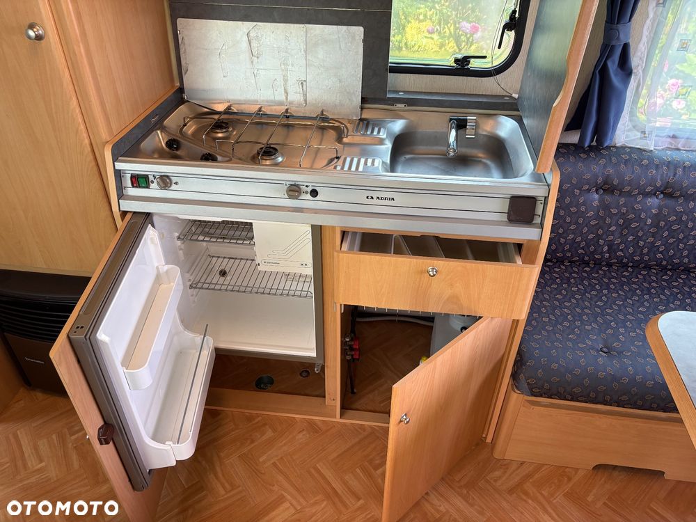 Adria UNICA 502 DK - 10