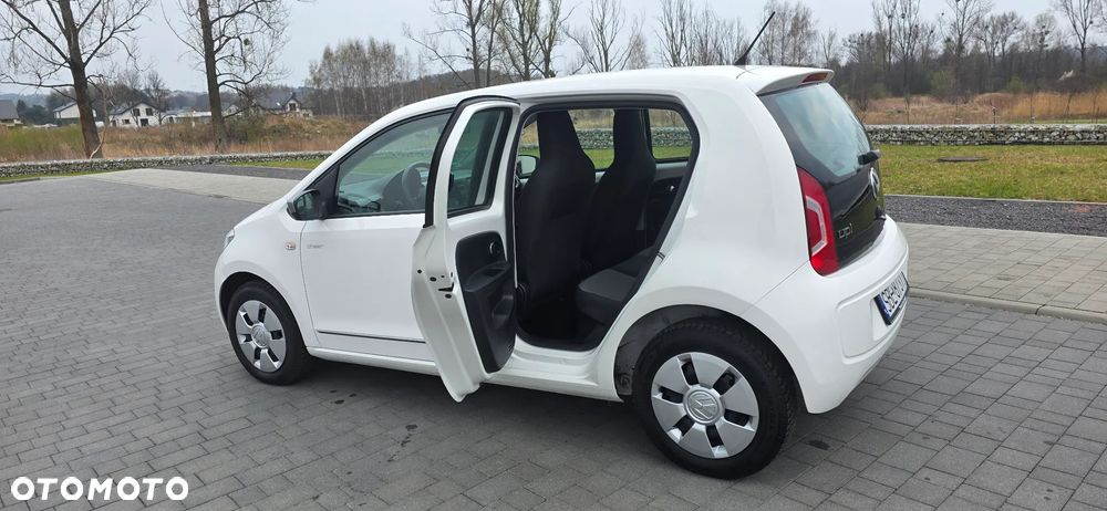 Volkswagen up! cheer - 11