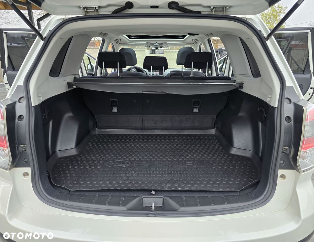 Subaru Forester 2.0i Exclusive Lineartronic EU6 - 36