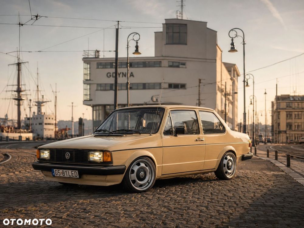 Volkswagen Jetta - 21
