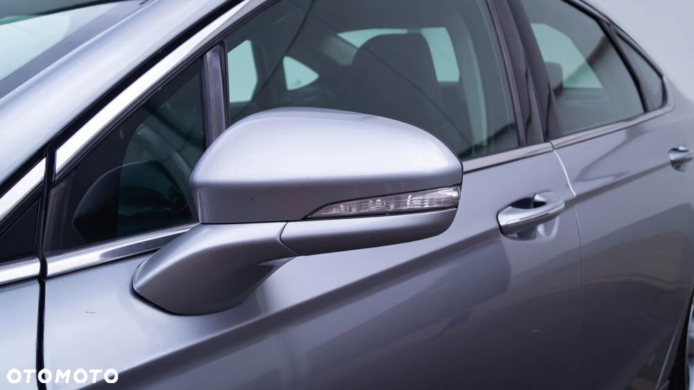 Ford Fusion - 34