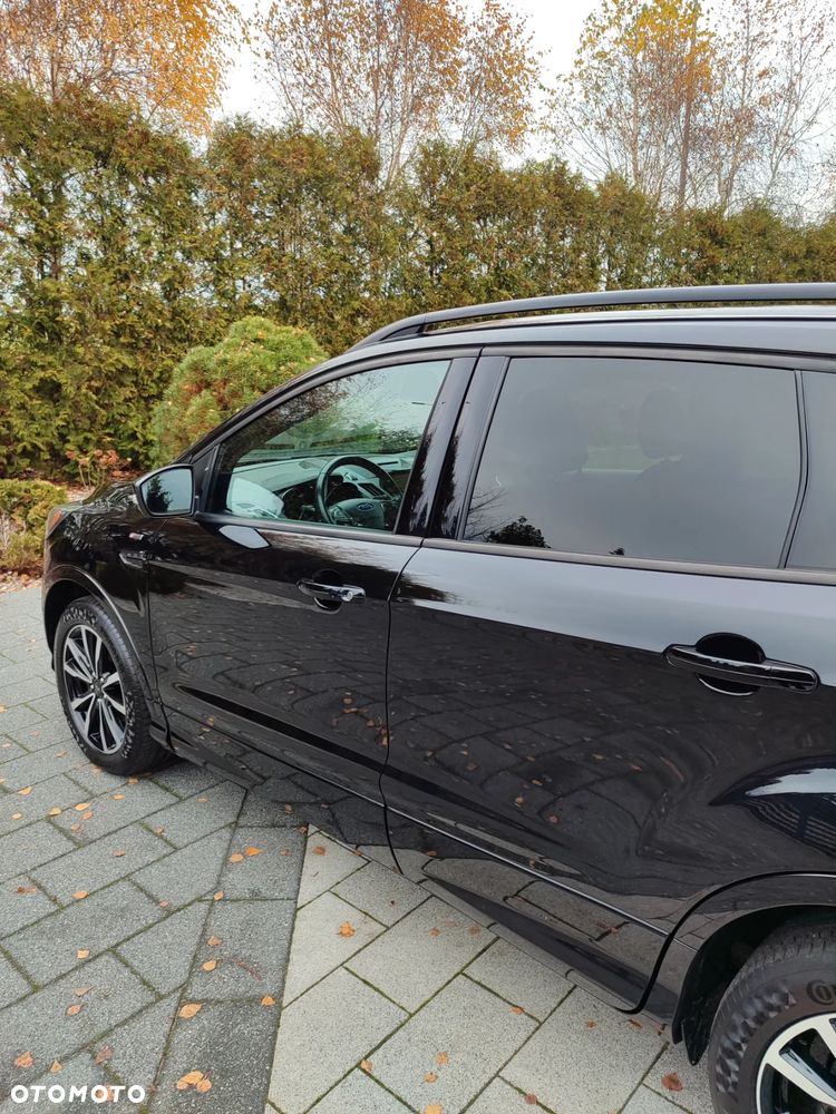 Ford Kuga 1.5 EcoBoost 2x4 ST-Line - 8