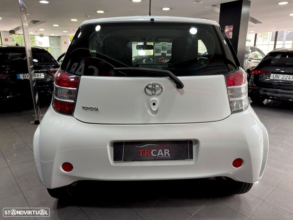 Toyota iQ 1.0 VVT-i 2 EP - 4