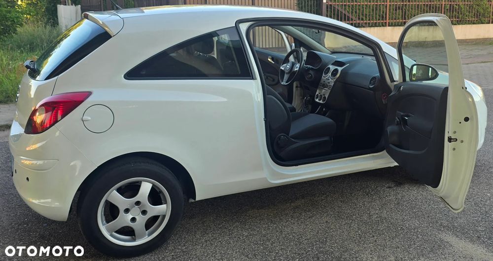 Opel Corsa - 13