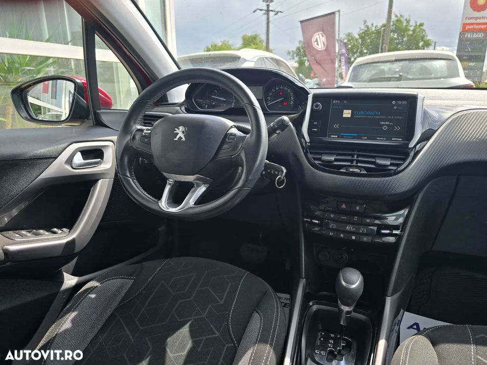 Peugeot 2008 - 18