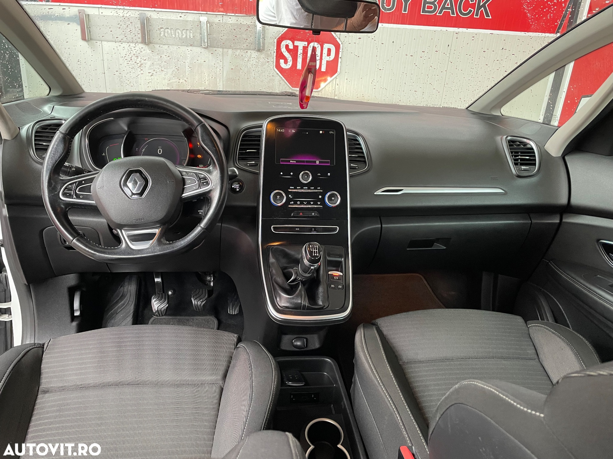 Renault Scenic dCi 110 Expression - 7