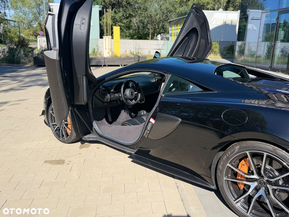 McLaren 570S Coupe - 3