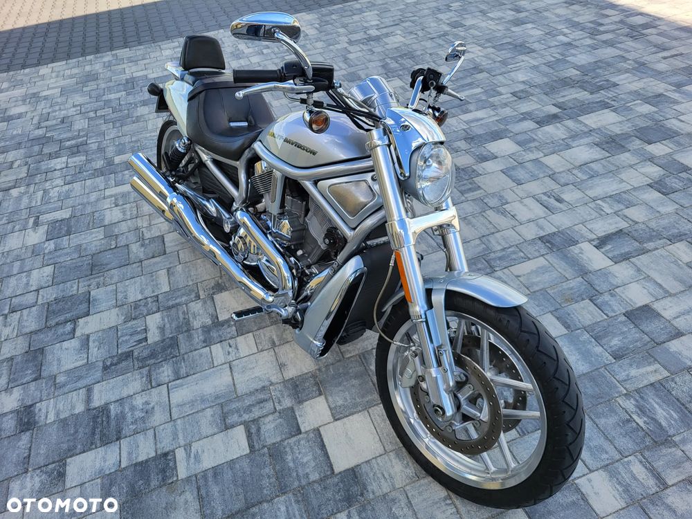 Harley-Davidson V-Rod Street Rod - 17