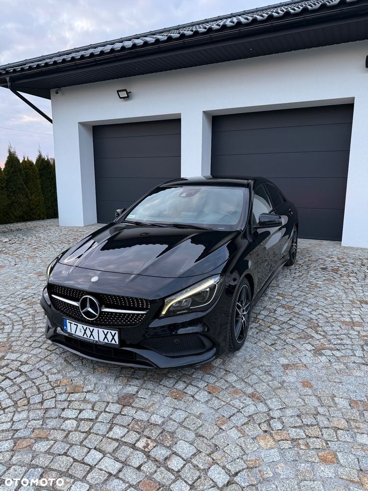 Mercedes-Benz CLA 220 d 7G-DCT AMG Line - 1