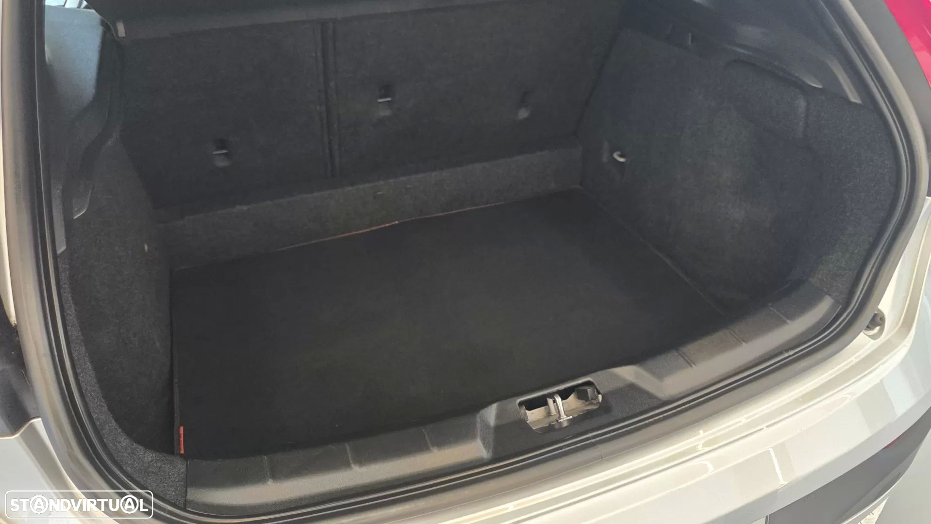 Volvo V40 Cross Country 2.0 D2 VOR Geartronic - 19