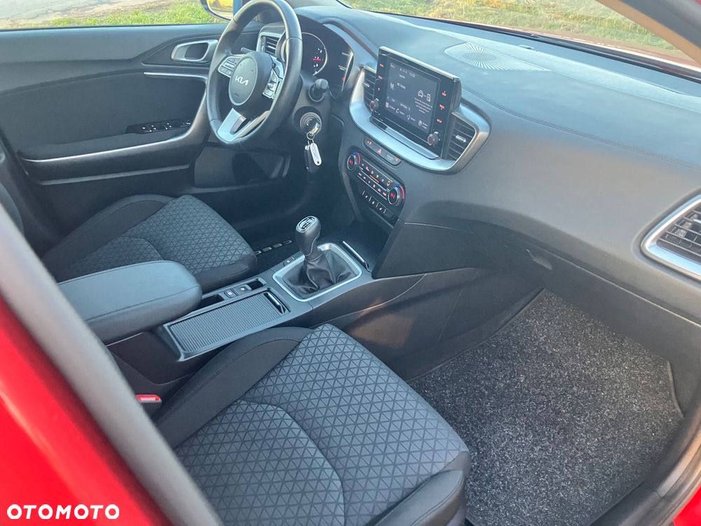 Kia Ceed 1.5 T-GDI OPF Platinum - 11