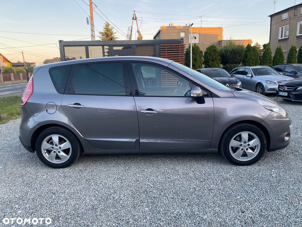 Renault Scenic 1.6 16V 110 Dynamique - 16