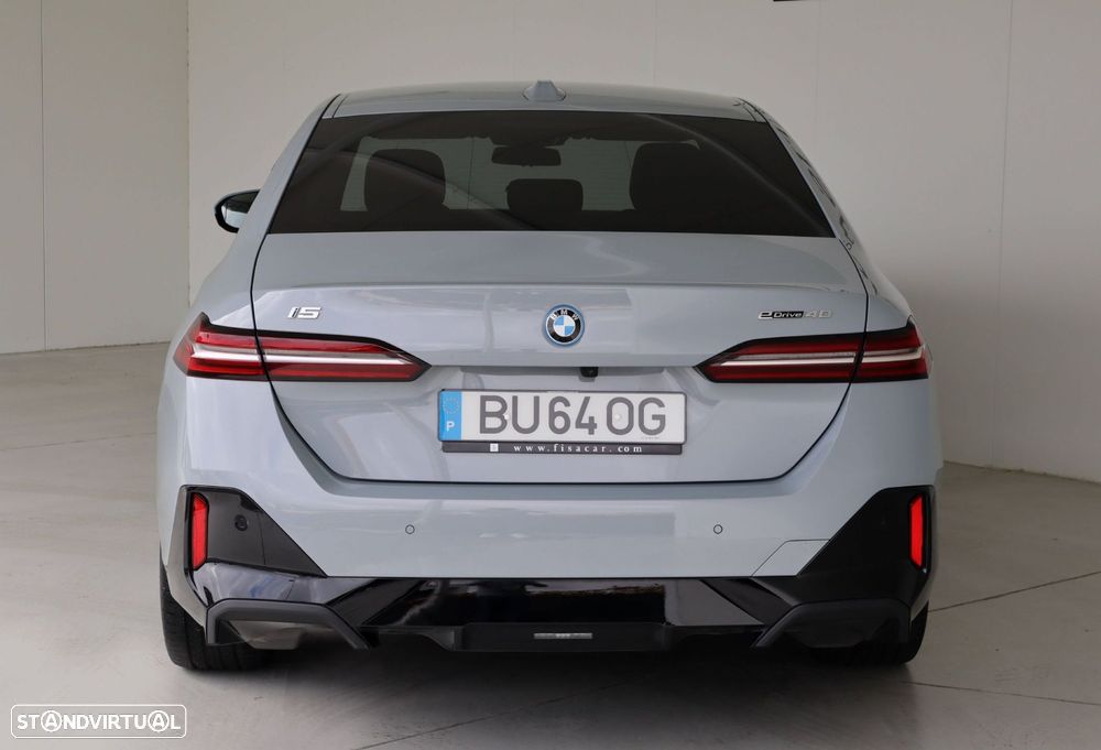 BMW i5 eDrive40 Pack Desportivo M - 9