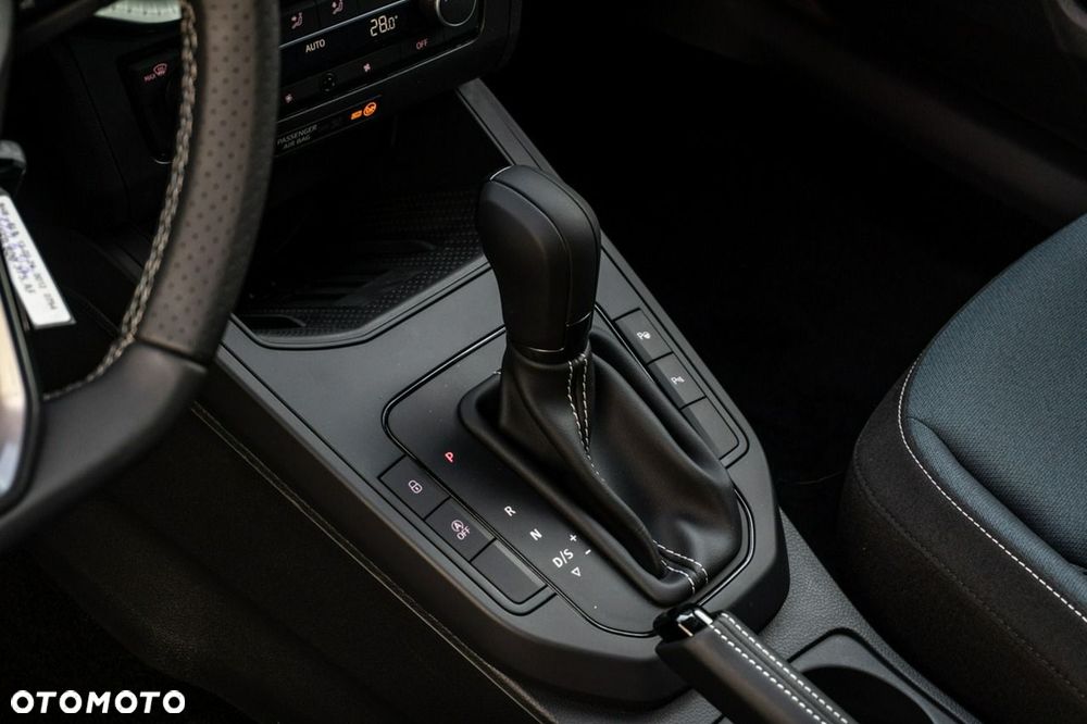 Seat Arona - 16