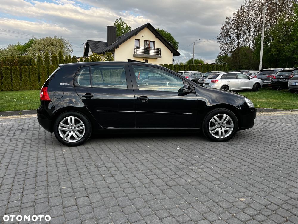 Volkswagen Golf 1.6 Goal - 2