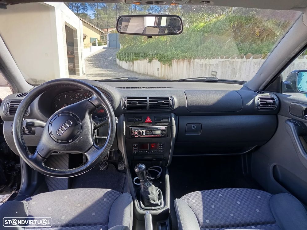 Audi A3 1.9 TDI Attraction - 5