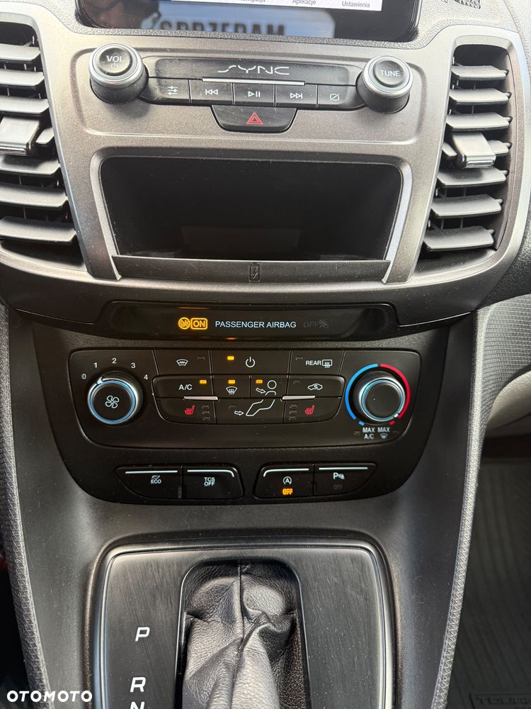 Ford Tourneo Connect - 26