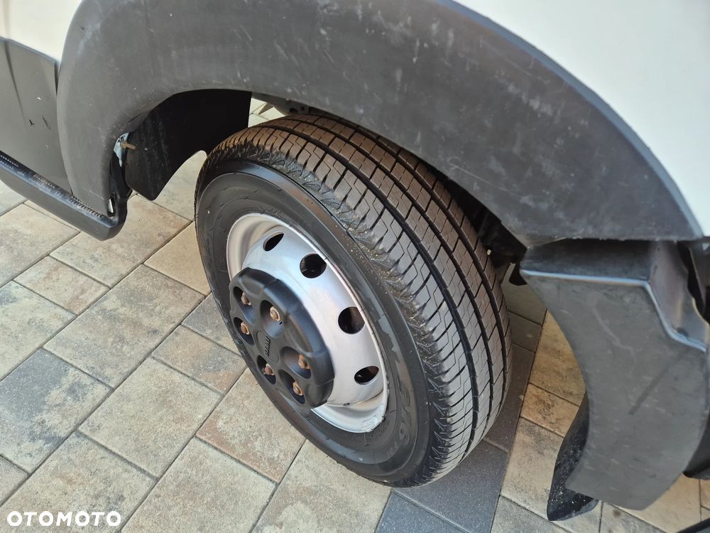 Nissan NT 400 CABSTAR 3.0 130KM KIPER 3.30dl WYWROTKA - 11