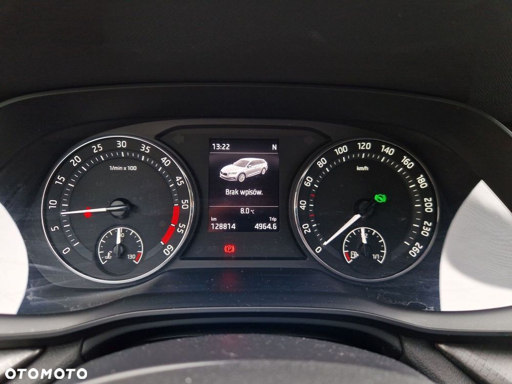 Skoda Octavia 2.0 TDI Ambition DSG - 19