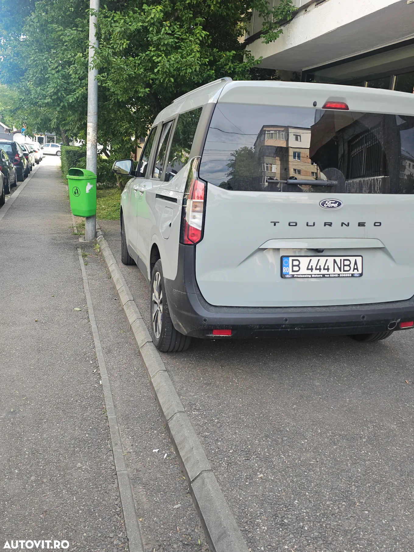 Ford Tourneo Courier 1.0 EcoBoost Active - 6