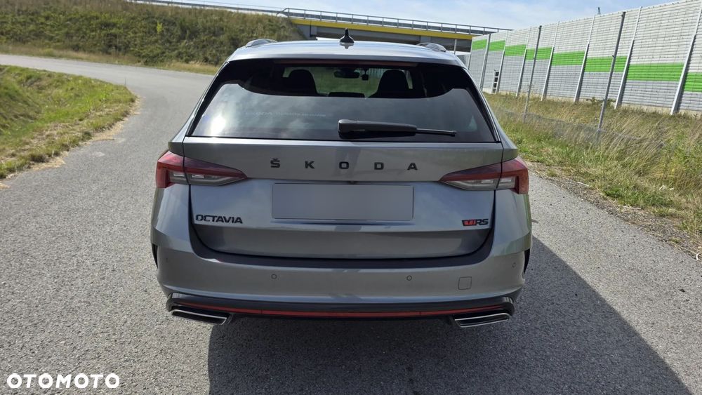 Skoda Octavia 2.0 TDI RS DSG - 7