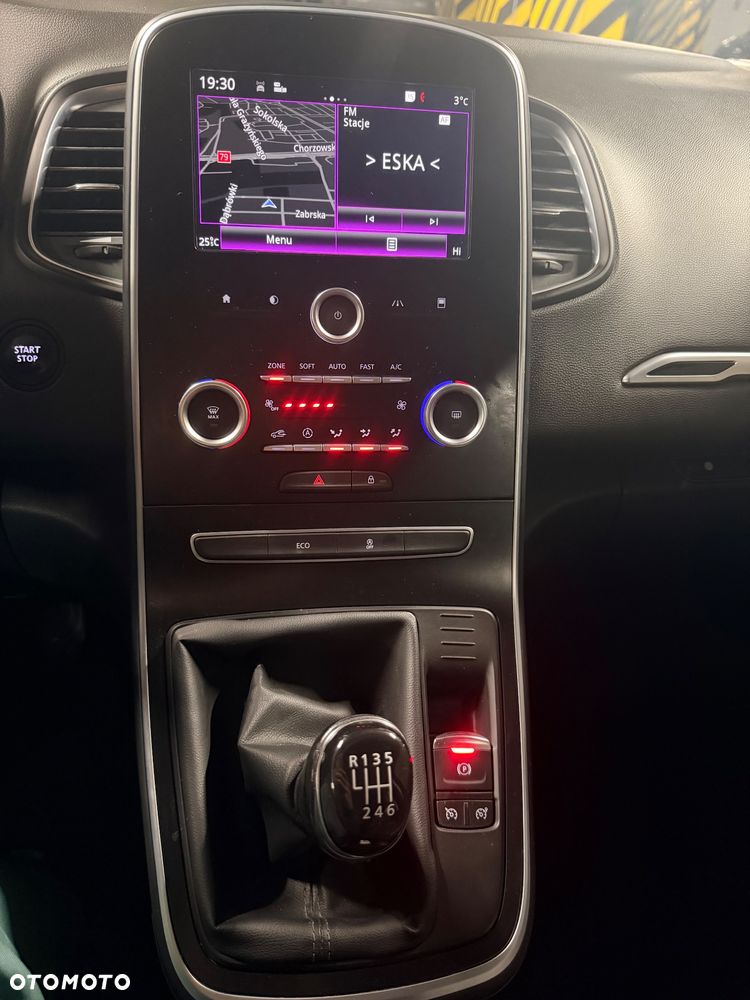 Renault Grand Scenic Gr 1.2 TCe Energy Bose Edition - 14