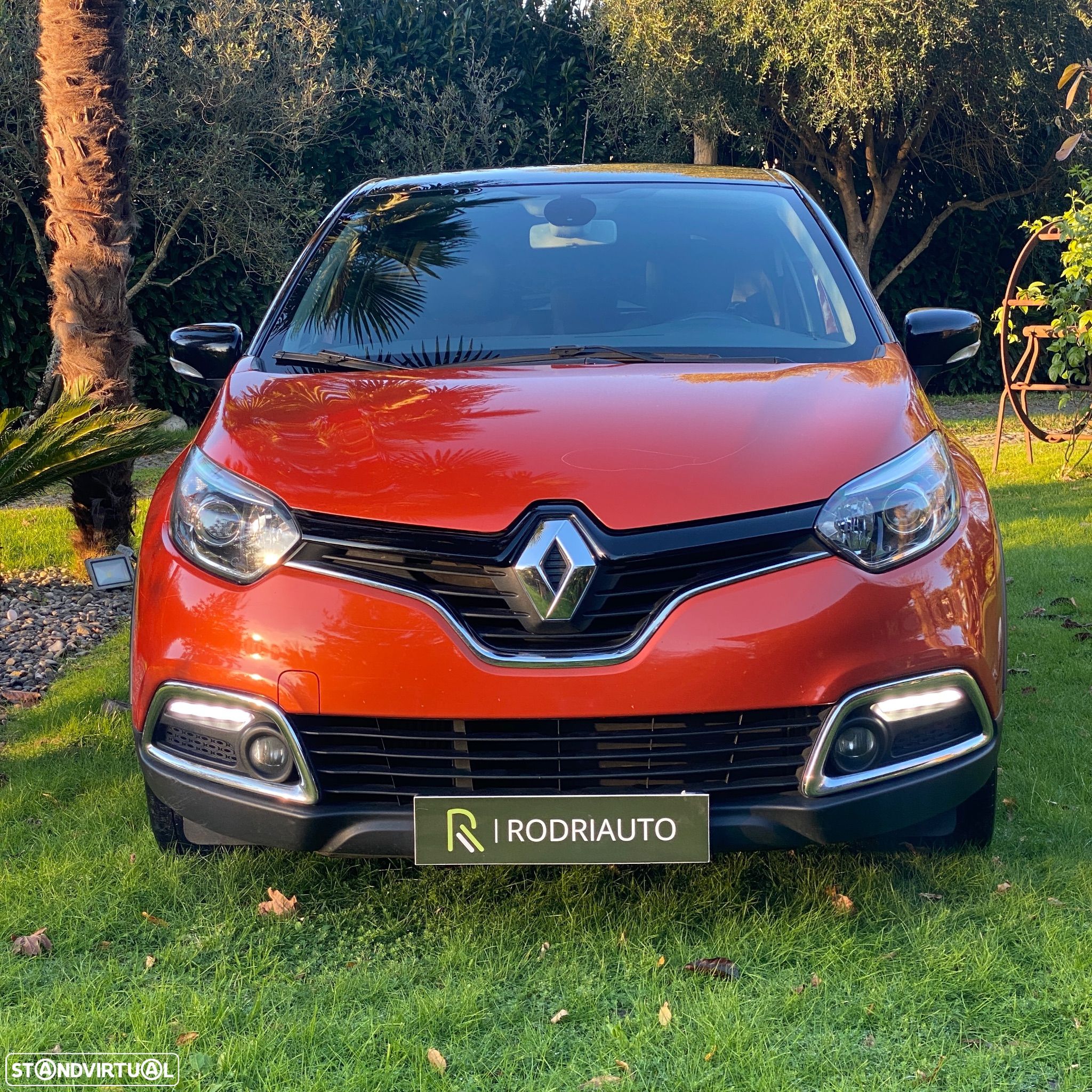 Renault Captur 1.5 dCi Exclusive - 1