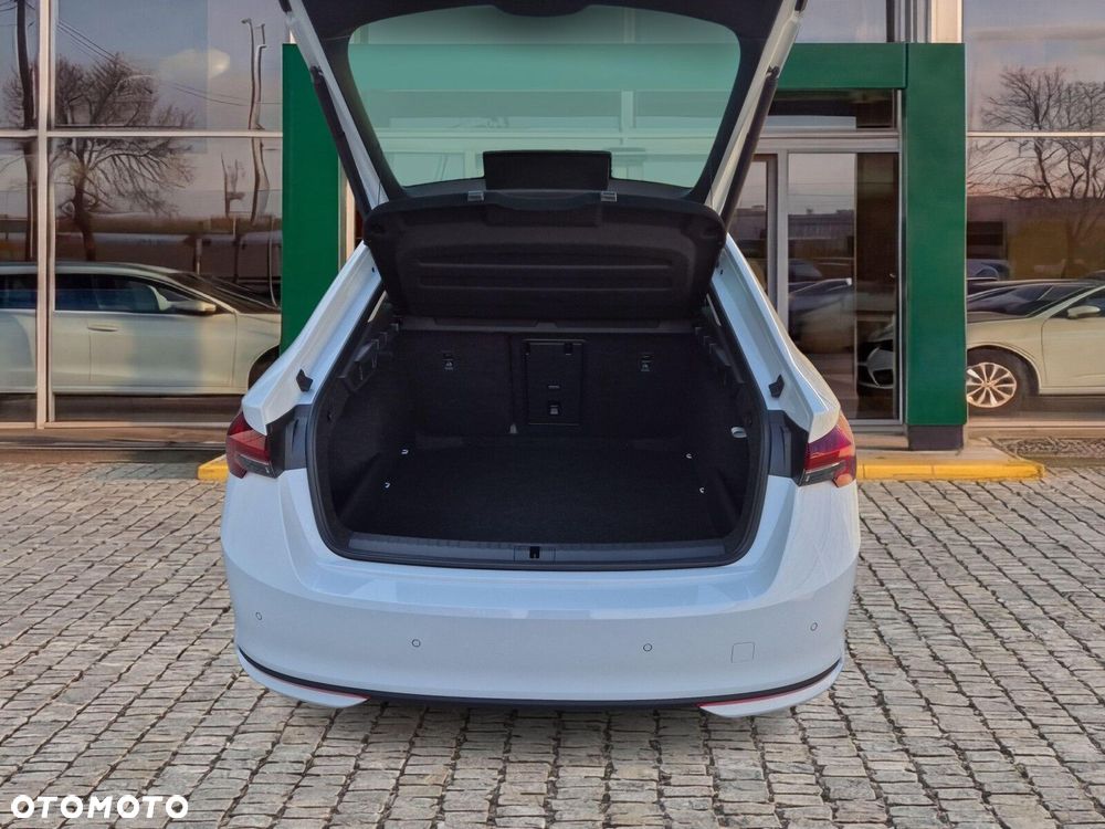 Skoda Octavia 1.5 TSI mHEV Drive Selection DSG - 22