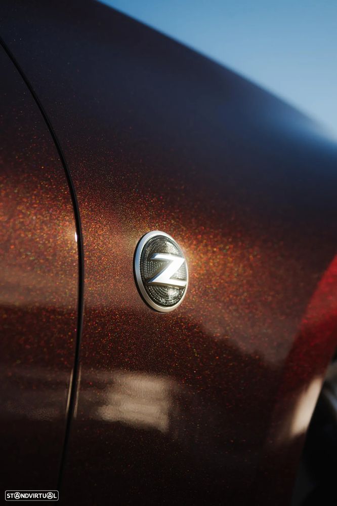 Nissan 370 Z Pack NAV+JA19+AS AT - 8
