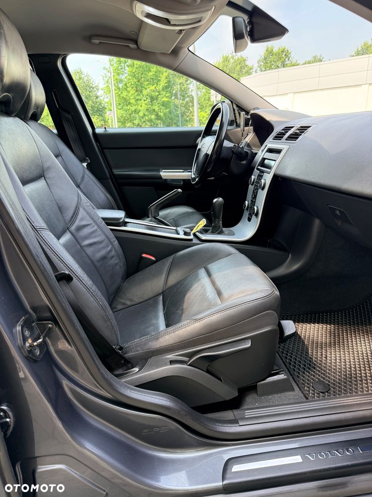 Volvo V50 1.6D DRIVe Momentum - 19