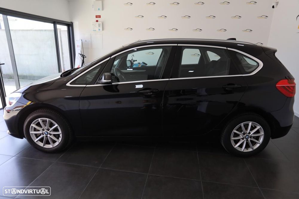 BMW 218 Active Tourer d Advantage - 4