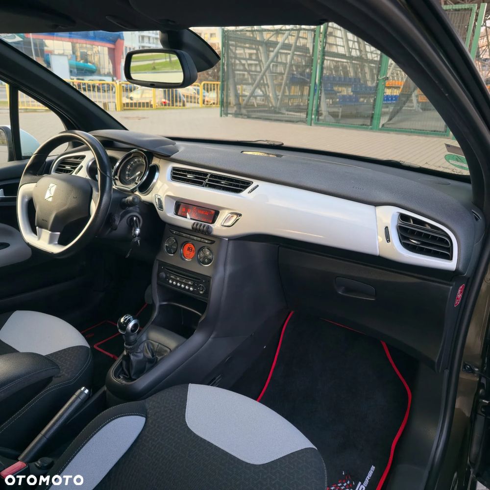 Citroën DS3 Pure Tech VTi 82 SoChic - 36