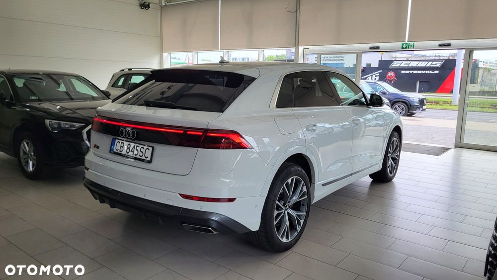 Audi Q8 - 4