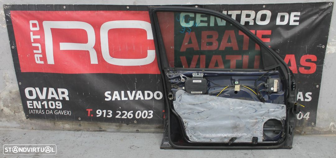 Porta da Frente do Lado Esquerdo Mercedes W210 - 2