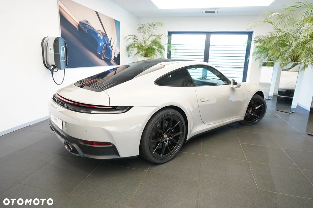 Porsche 911 Carrera S - 31