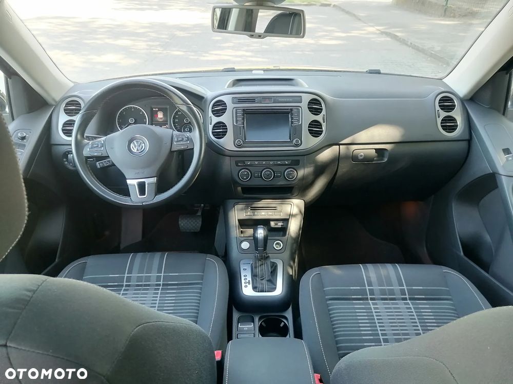 Volkswagen Tiguan 2.0 TDI SCR 4MOTION BlueMotion Technology DSG Lounge Sport & Style - 11