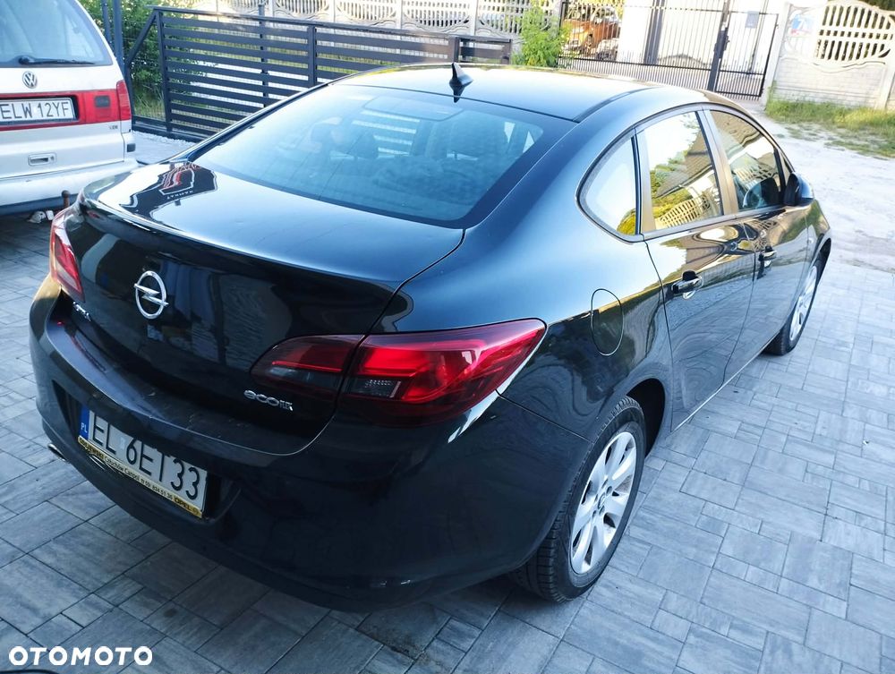 Opel Astra 1.4 T Active EU6 - 3