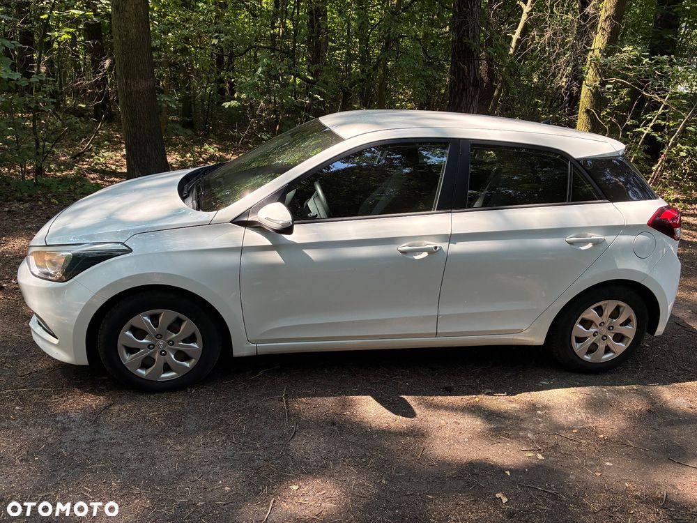 Hyundai i20 - 16