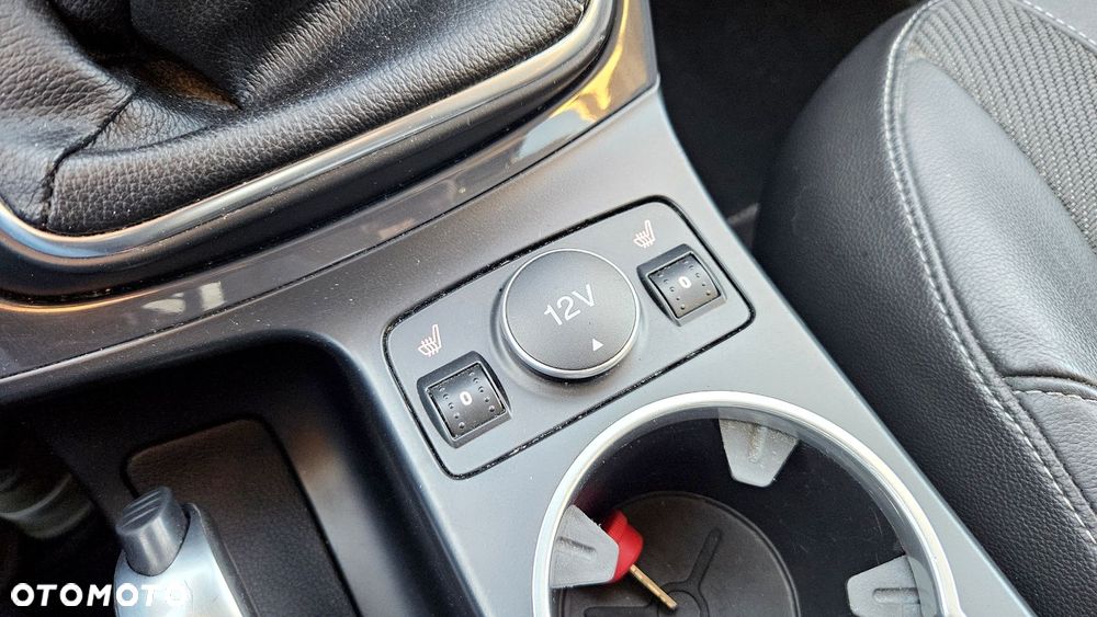 Ford Kuga 1.6 EcoBoost 2x4 Individual - 16