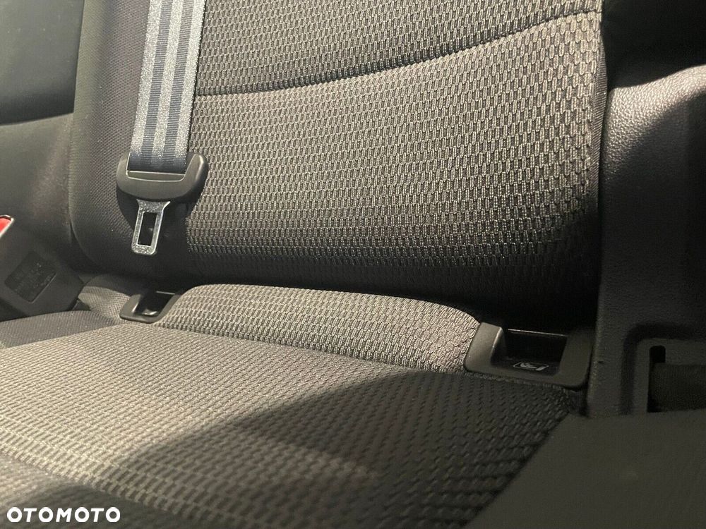 Volkswagen Golf Sportsvan - 16