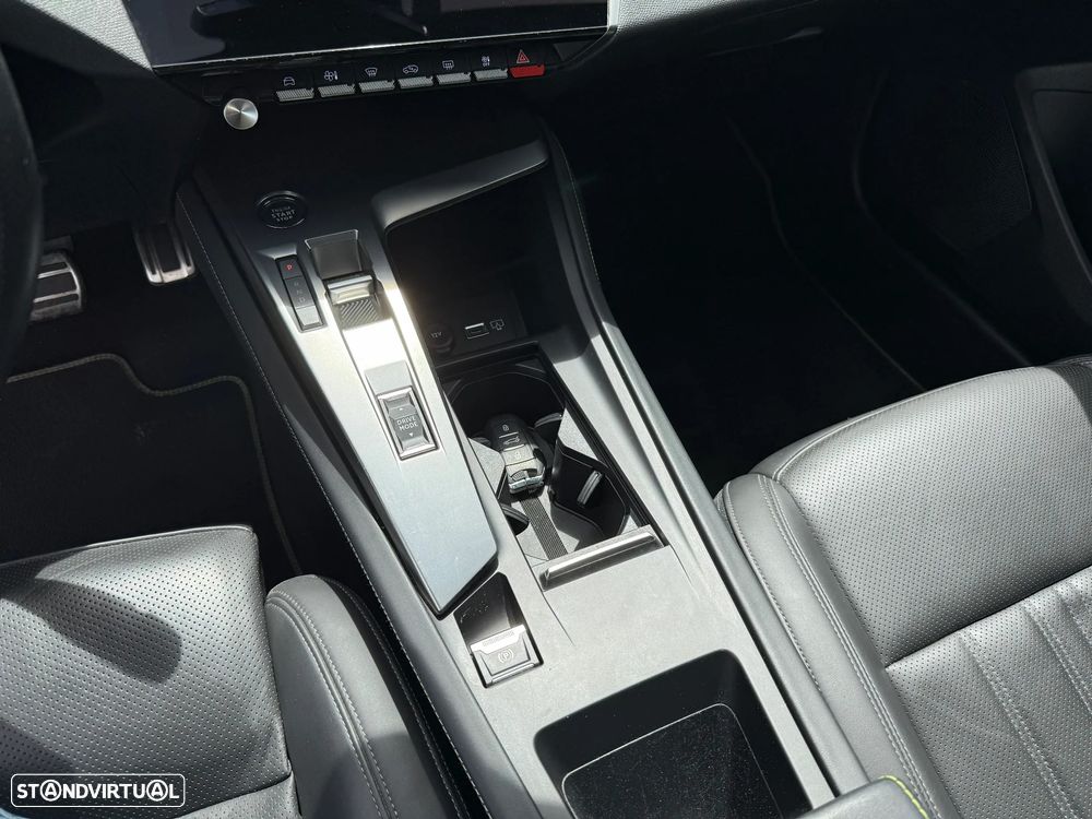 Peugeot 308 225 e-EAT8 GT - 8