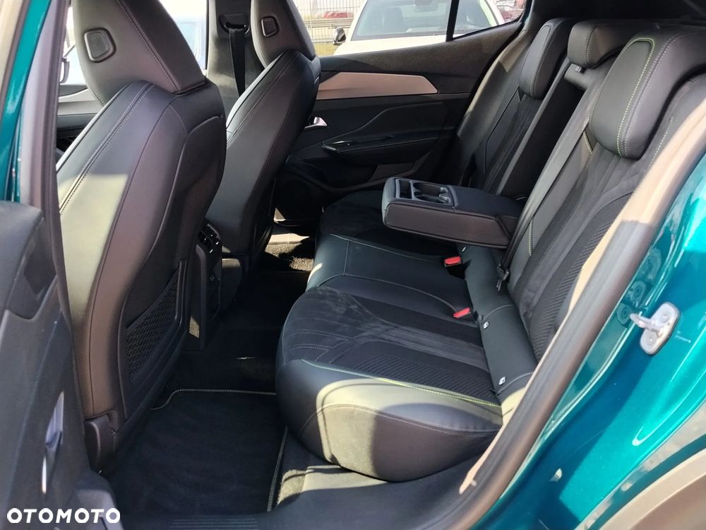 Peugeot 408 1.2 PureTech GT S&S EAT8 - 8