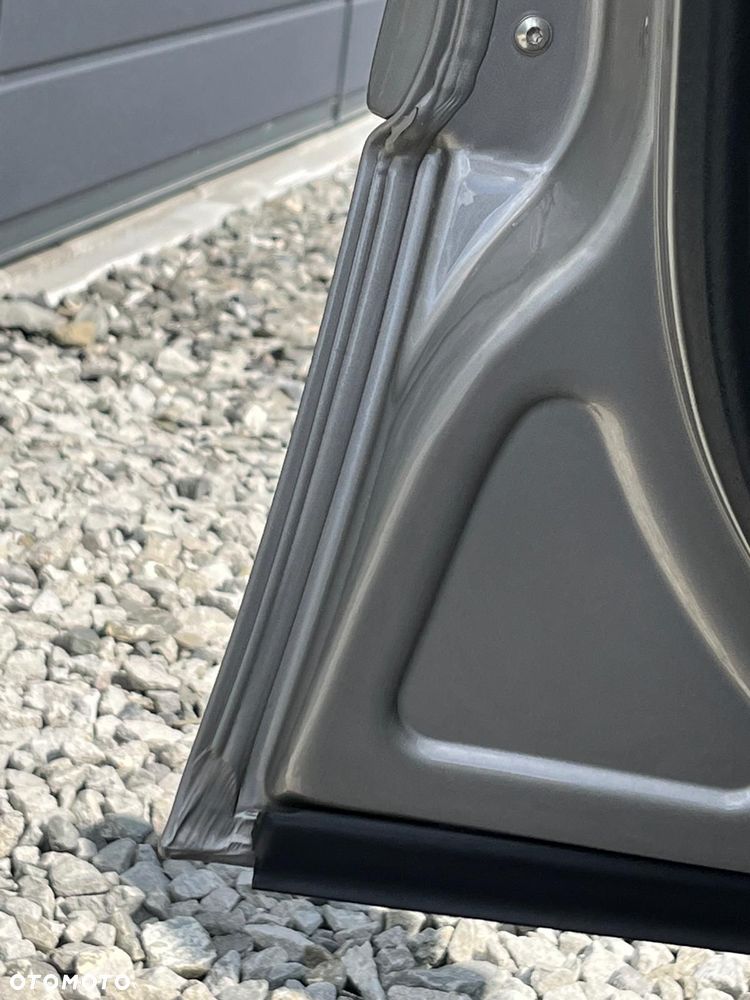 Mercedes-Benz Klasa E - 30