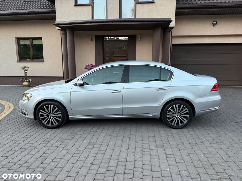 Volkswagen Passat 2.0 TDI Comfortline - 11