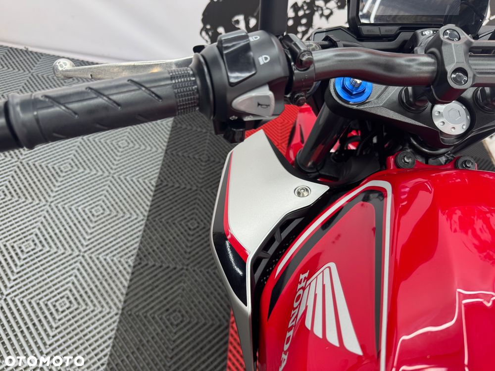 Honda CB - 24