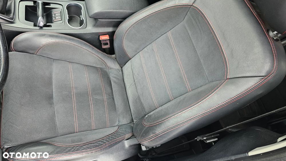 Ford Galaxy 1.6 T Platinium X (Ghia) - 11