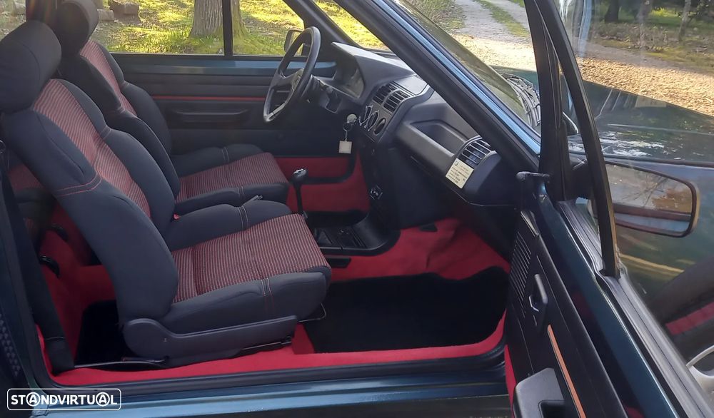 Peugeot 205 Cabrio - 12